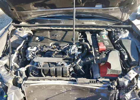 2018 Toyota Camry Se from USA, damaged, VIN 4T1B11HK8JU634325